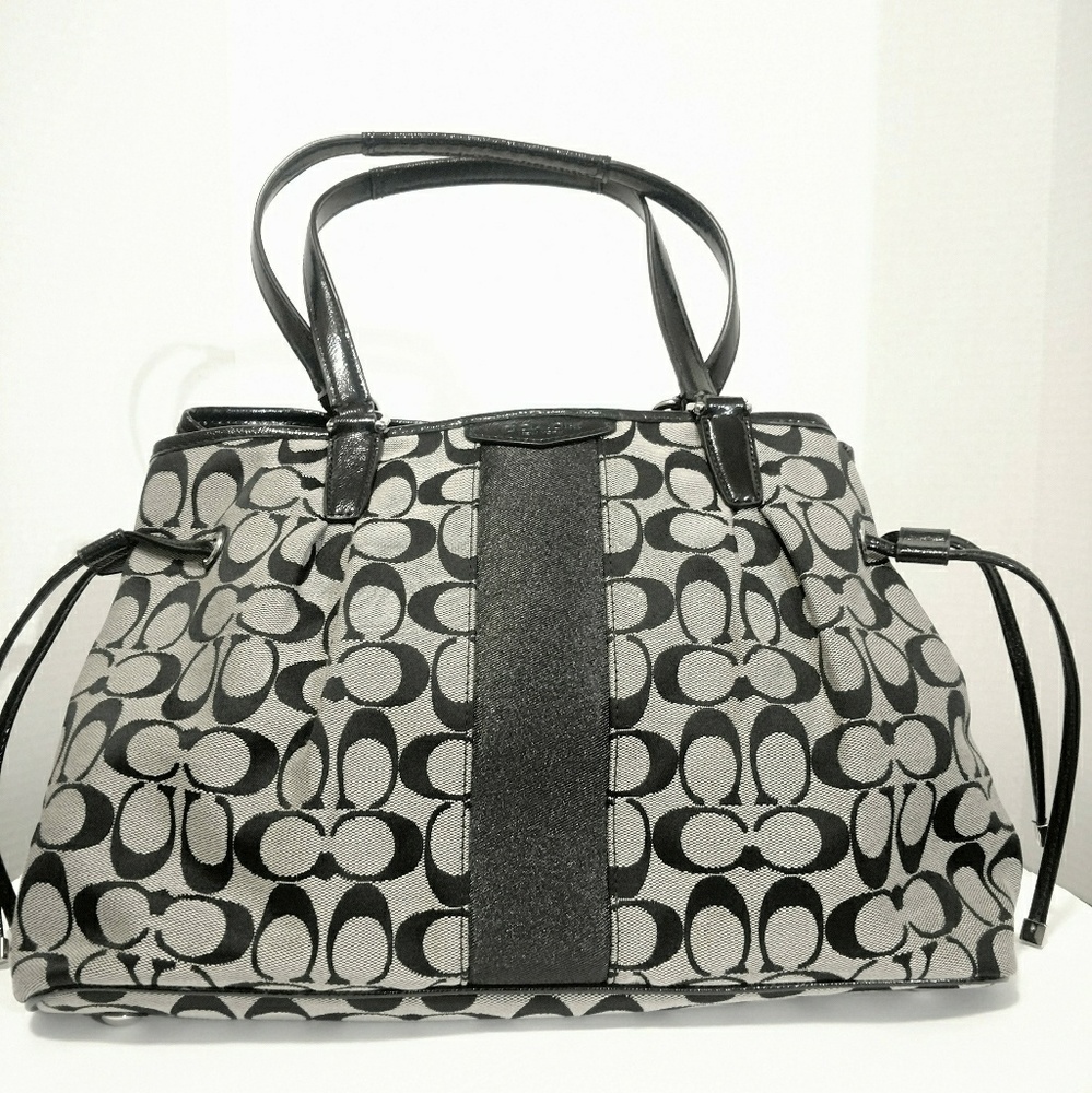 Authentic coach purse